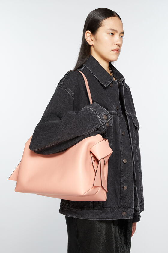 (image for) Timeless Musubi midi tote